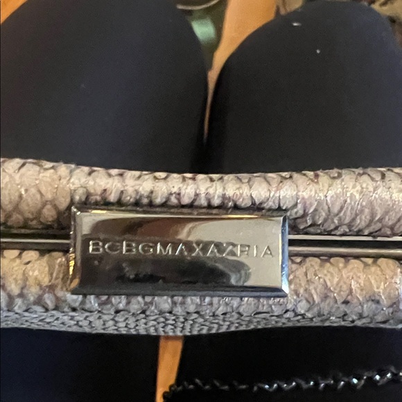 BCBGMaxAzria Shimmering Beige Shoulder Bag - Picture 6 of 8